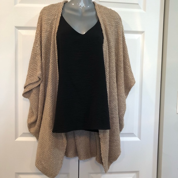 Bluivy Tan Kimono Style Sweater - Picture 1 of 4